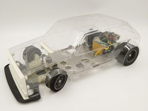 Piste 1/12&deg; &eacute;lectrique Tamiya VW&nbsp;Golf CS&nbsp;58025 (1981). 